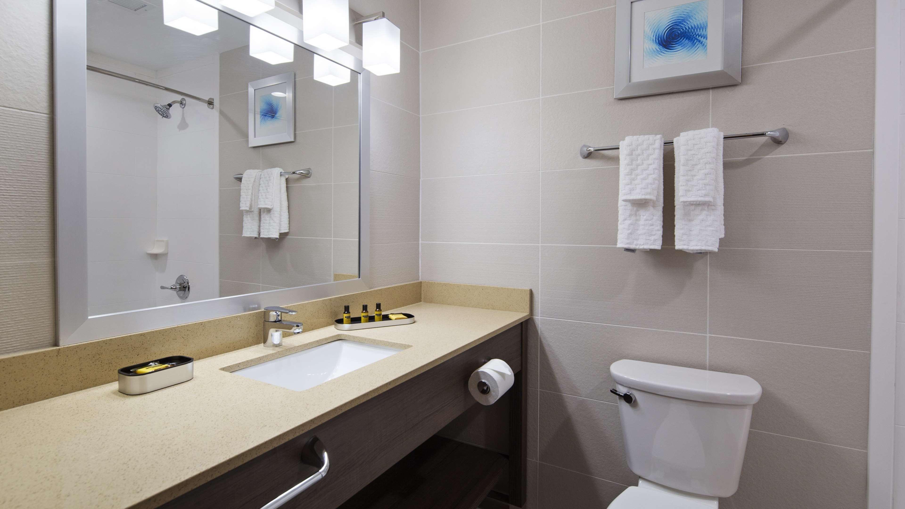 Best Western Plus Stadium Inn New York Buitenkant foto