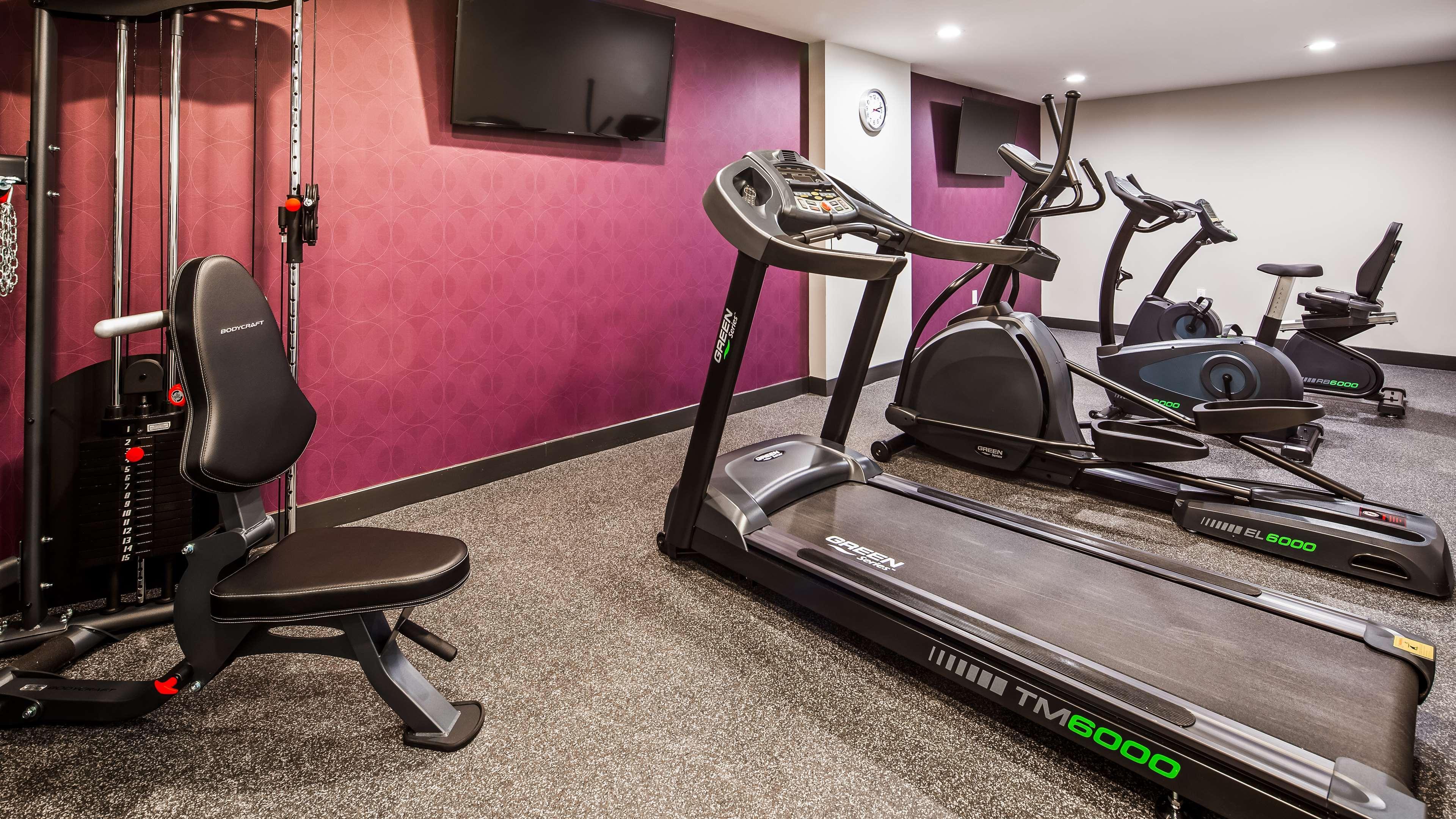 Best Western Plus Stadium Inn New York Buitenkant foto